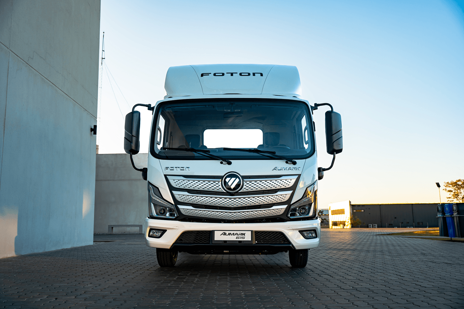 Exterior Nuevo Aumark 615